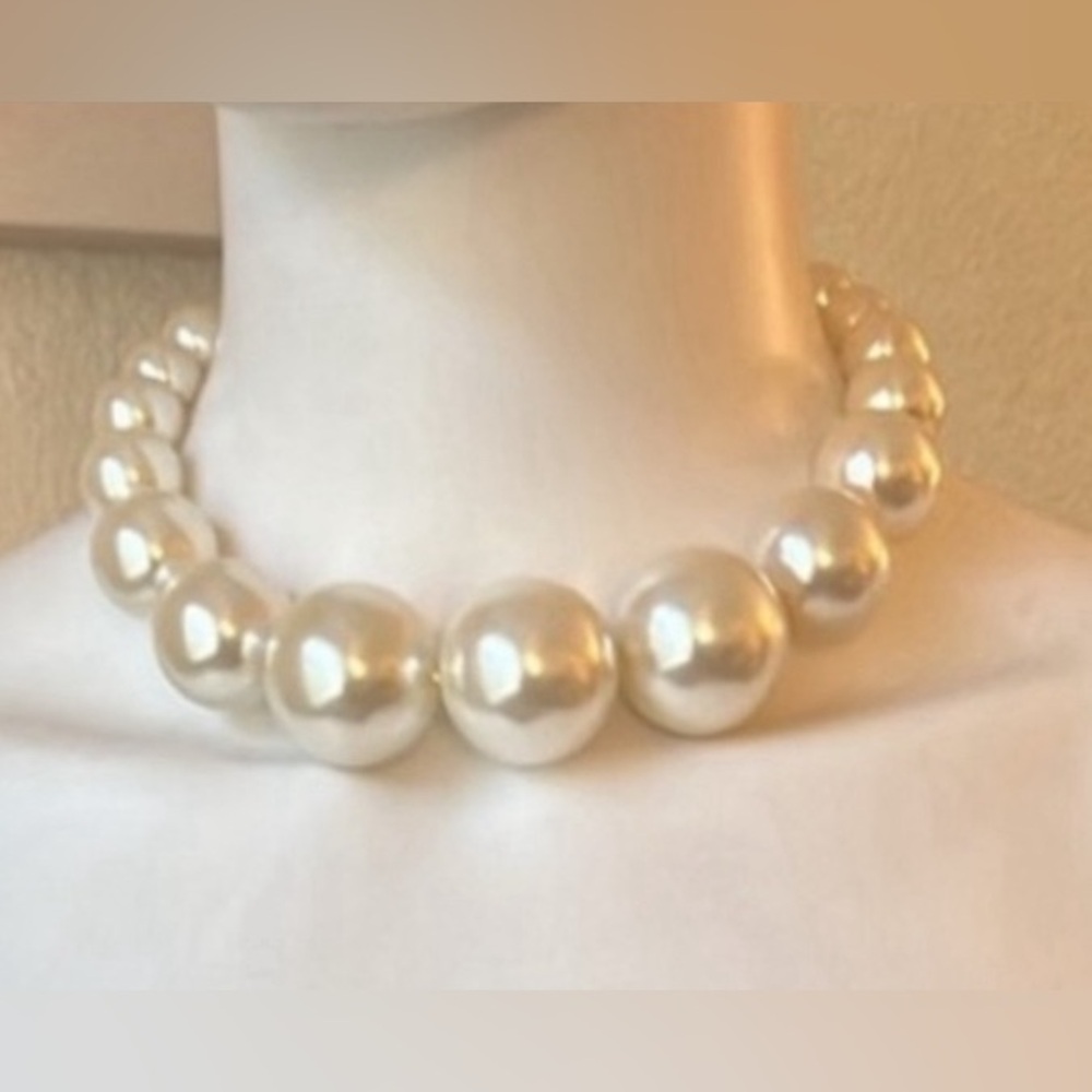 Faux pearl necklace